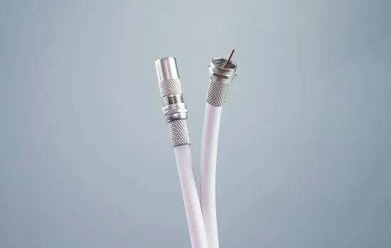 підключити кабель до антени