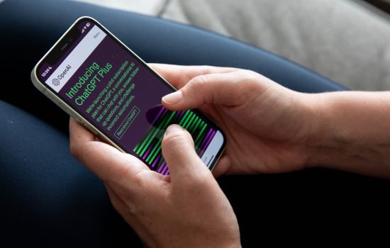 ChatGPT з телефону