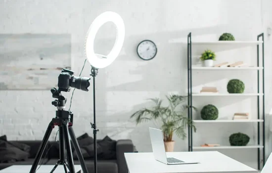 кільцева лампа для блогера