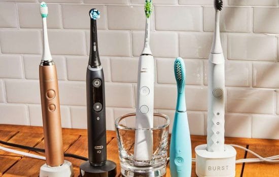 як обрати електричну зубну щітку