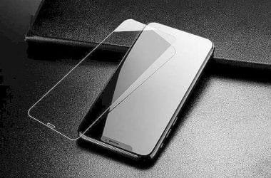 чи потрібна захисна плівка