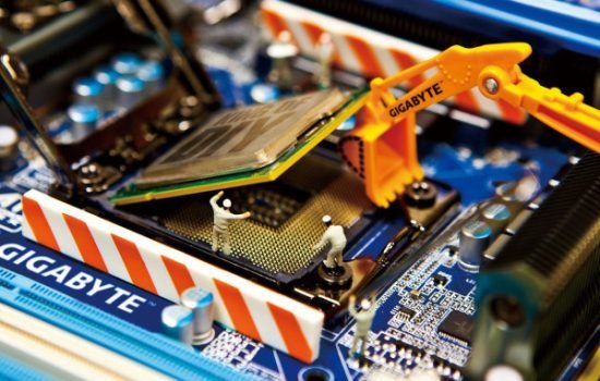 сокет материнської плати