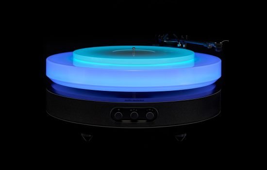 Вініловий програвач Hotaru від Audio-Technica