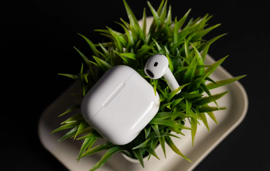 AirPods