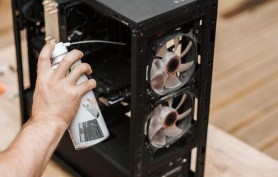 почистити комп’ютер від пилу