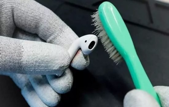 почистити навушники