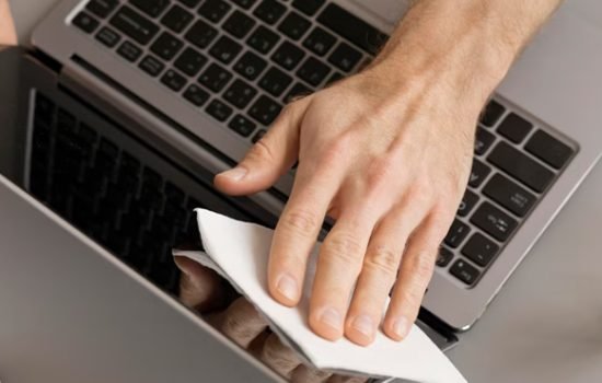 почистити монітор