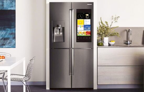 Розумний холодильник Samsung