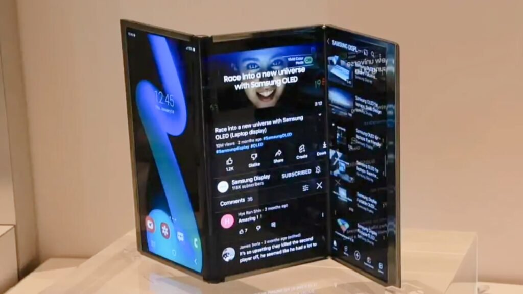 Galaxy TriFold