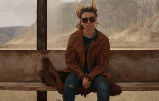 Супердівчина