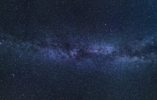 Астрономи виявили понад 800 космічних аномалій за допомогою нового AI-інструменту