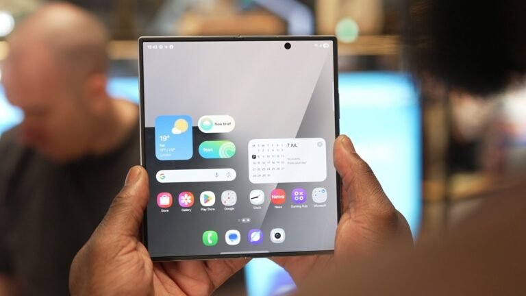 Samsung Galaxy Fold