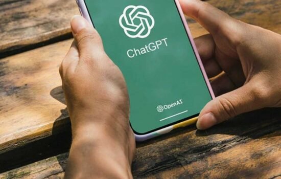 Битва титанів штучного інтелекту: ChatGPT-6, Claude 4 та Gemini 2 Ultra